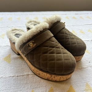 Authentic Chanel Shearling clogs size 36
